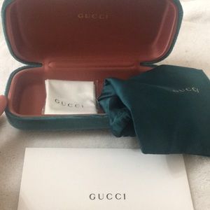 GUCCI case 100% Authentic